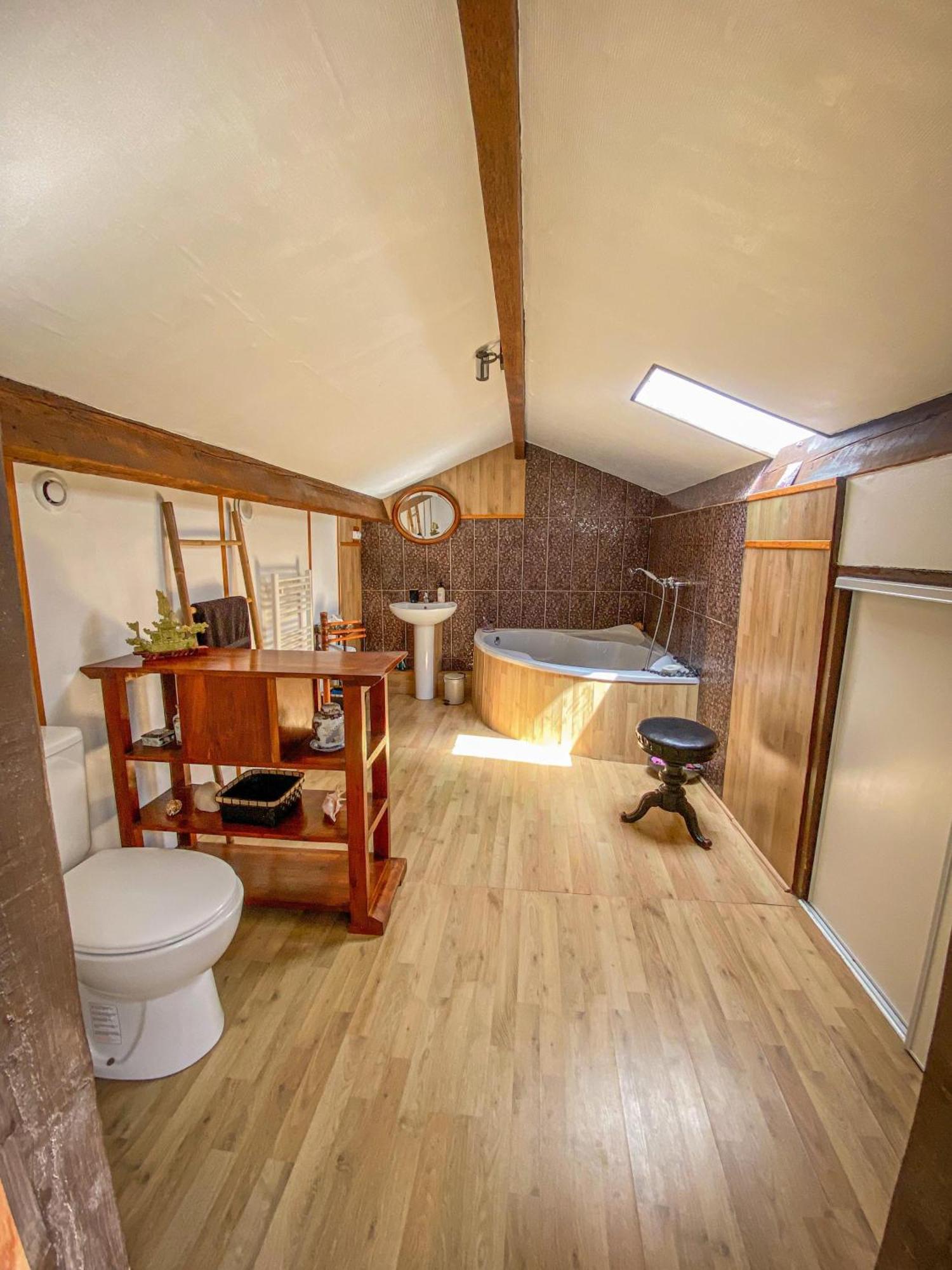 Ryokan Lankana Exideuil-sur-Vienne Kültér fotó