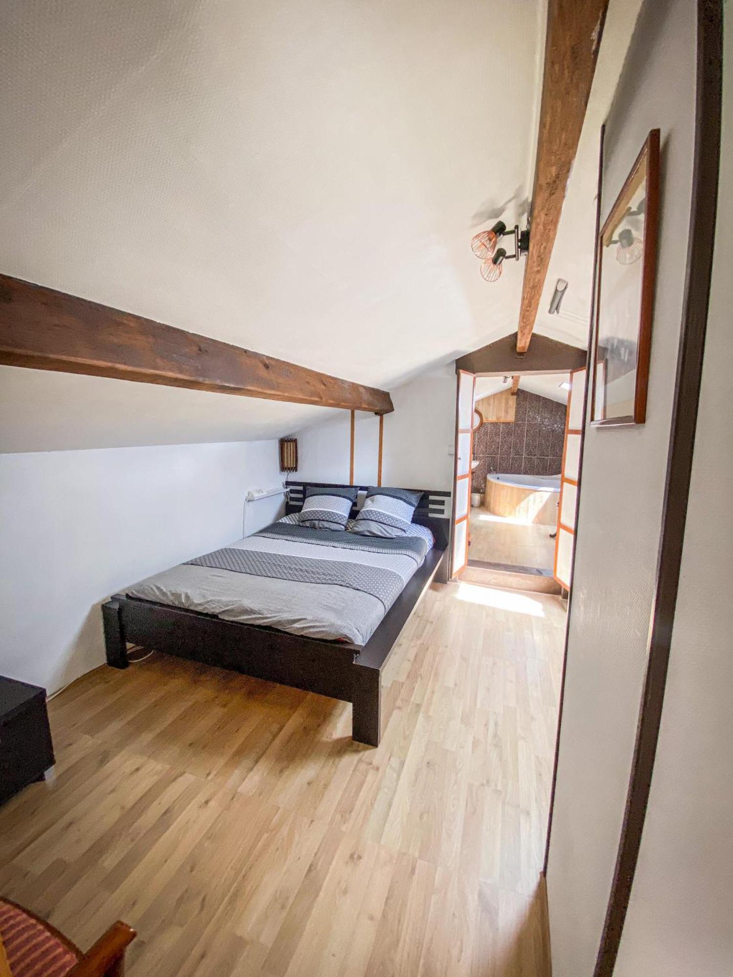 Ryokan Lankana Exideuil-sur-Vienne Kültér fotó